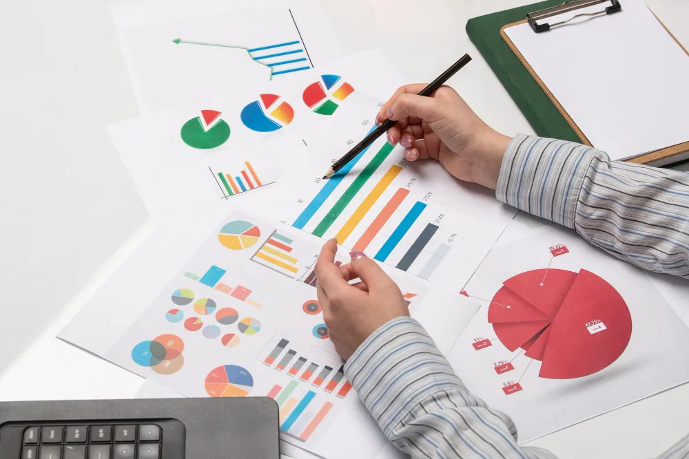 hands on graphic papers_11zon