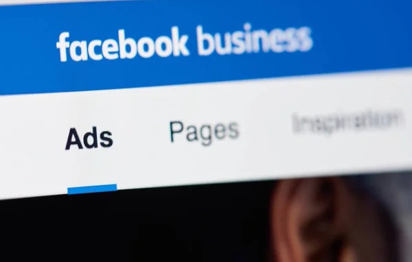 Halaman iklan di Facebook Business