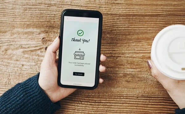 Pesan terima kasih ke customer setelah order di layar HP