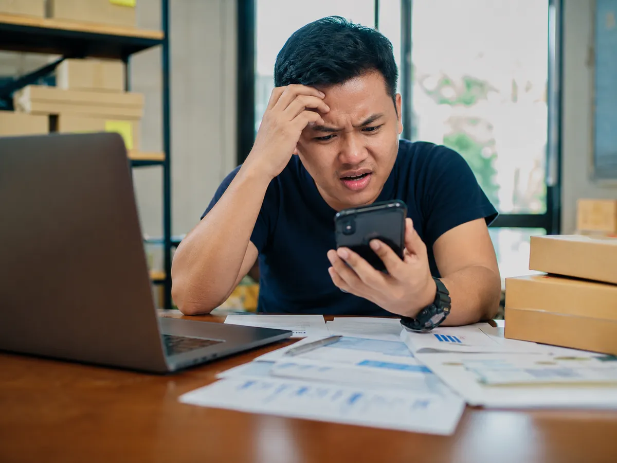 admin bisnis mengalami kendala operasional karena WhatsApp tidak diupdate