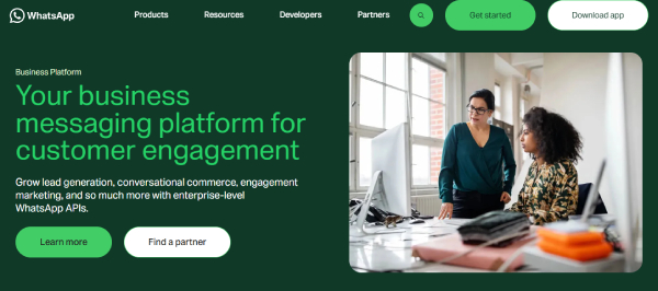 Halaman utama layanan WhatsApp Business Platform di website resmi